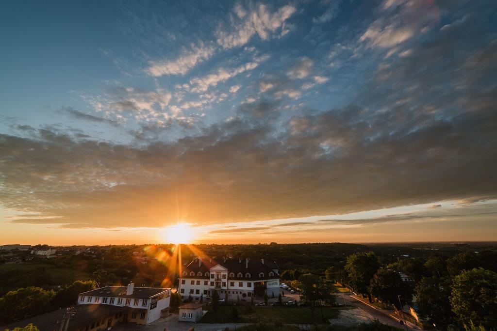 Hotel Maly Rzym Sandomierz Esterno foto